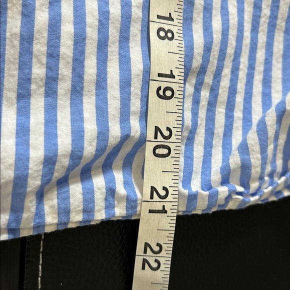 Tuckernuck Pomander Place Blue and White Puff Sleeve Peplum Blouse Sz M - Picture 11 of 11